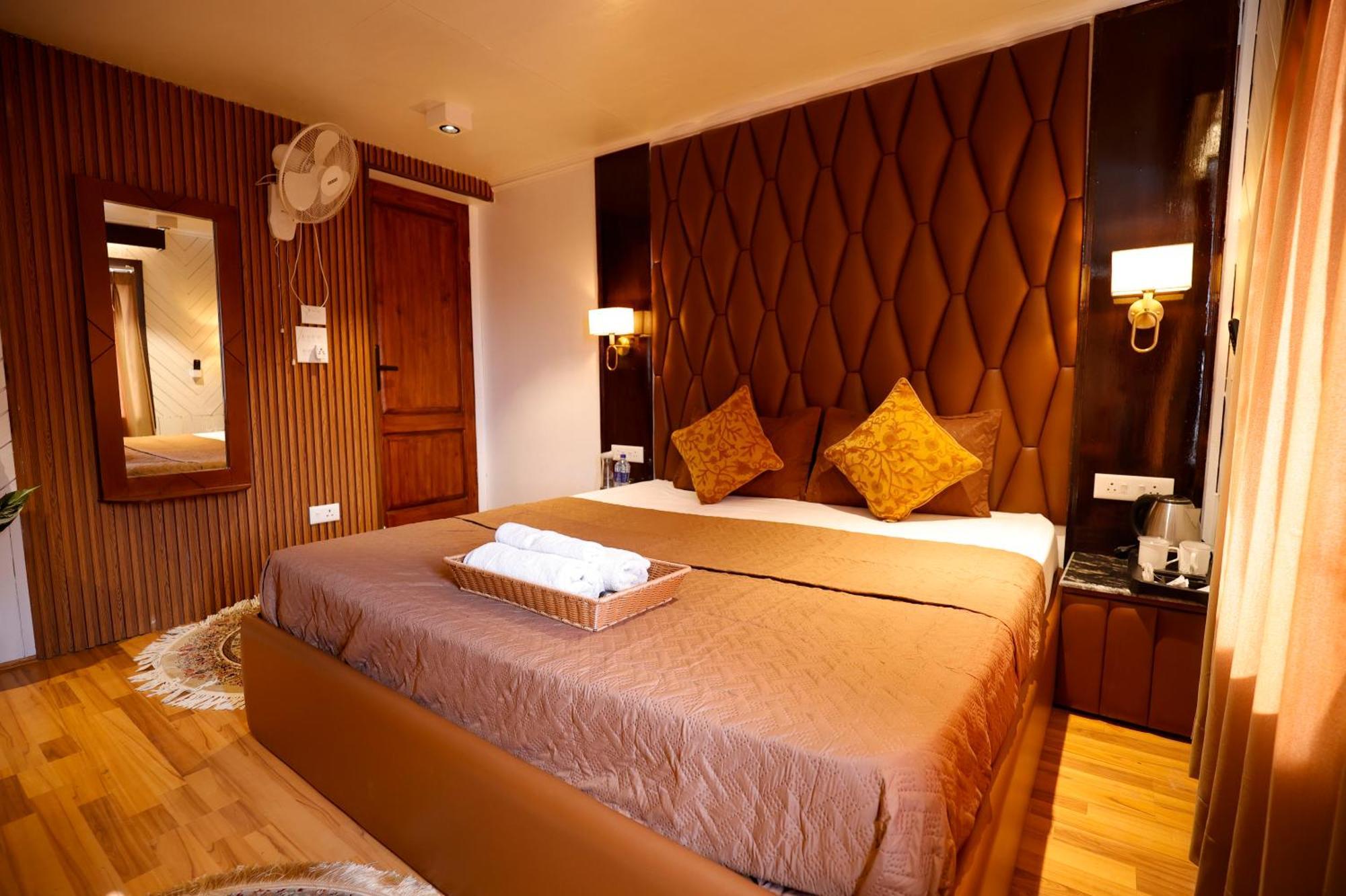 Walisons Peace Resort Pahalgam Bagian luar foto
